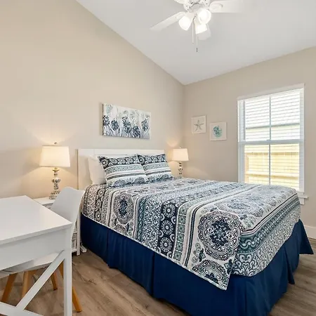 Sunrise Cottage - Minutes To Downtown & Beaches